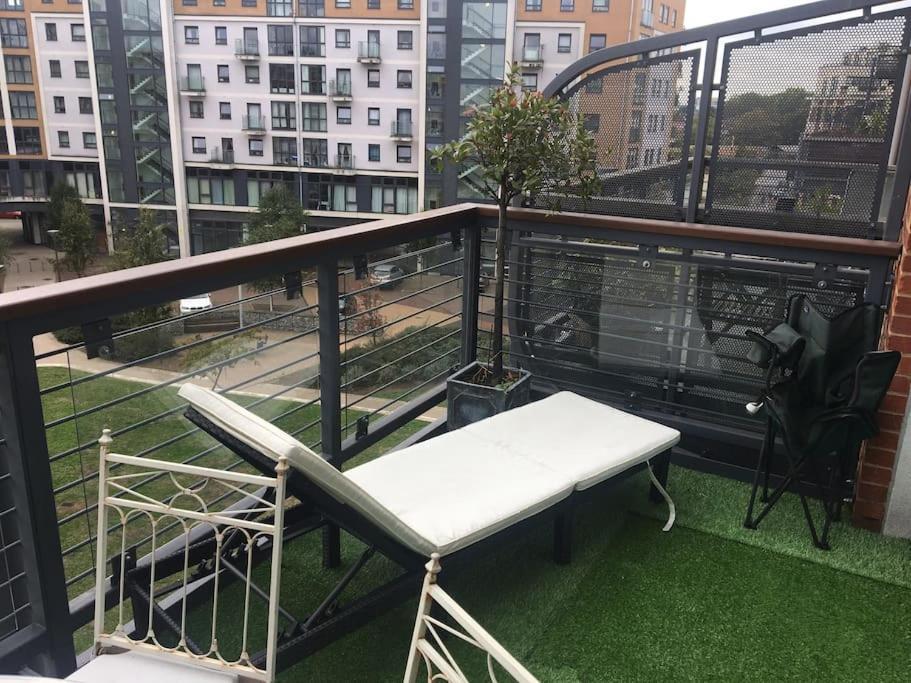 Fantastic New York Style Loft Apartment. Londra Dış mekan fotoğraf