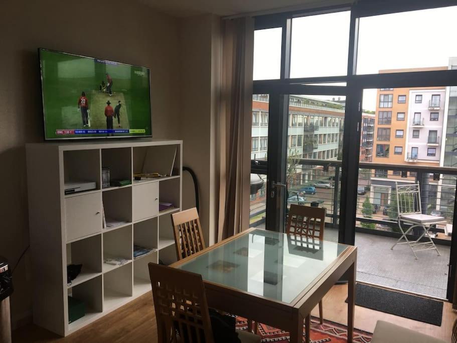 Fantastic New York Style Loft Apartment. Londra Dış mekan fotoğraf